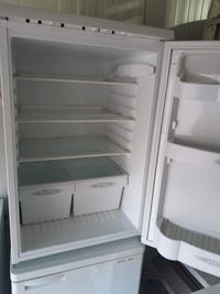 10-12 tafelmodel koelkast open