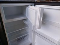 27-10 koelkast met vries open